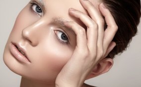 sopracciglia a forma di albero di natale, sopracciglia 2017, sopracciglia albero di natale