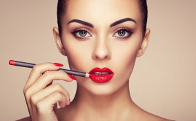 trucco, labbra, volume