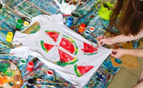 magliette tendenza decorate