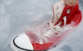 come lavare scarpe tela, come pulire scarpe tela