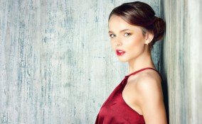 trucco, vestito rosso, make-up giusto