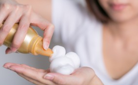 spuma per capelli, come usarla, volume