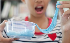 slime tessuti, slime vestiti, togliere slime, rimuovere slime