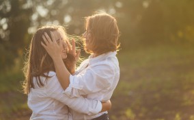 sognare di abbracciare morto, sognare di abbracciare defunto