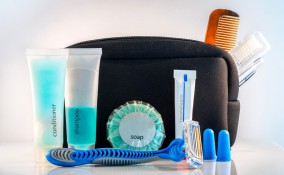 bagaglio a mano, beauty case, viaggio