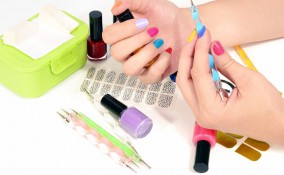 smalto adesivo, nail art, unghie