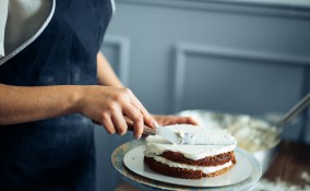 gravity cake come fare, torta gravity cake, gravity cake tutorial, decorazioni sospese torte