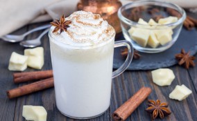 cioccolata calda bianca, ricetta, preparazione