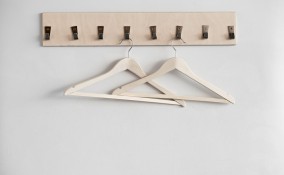 come fissare appendiabiti, fissare appendiabiti al muro, come montare appendiabiti, come fissare attaccapanni