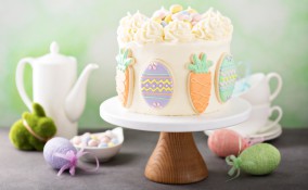 decorazioni torte pasquali, torte pasquali pasta di zucchero, decorazioni pasquali con pasta di zucchero