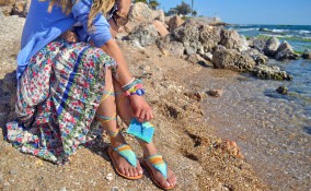 come trasformare infradito in sandali alla schiava, sandali alla schiava fai da te, trasformare infradito