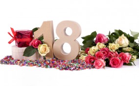 centrotavola 18 anni, centrotavola idee fai da te