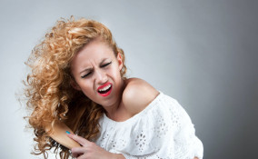 pettinare capelli ricci, evitare danni, lavare chioma