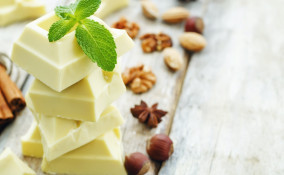 salame al cioccolato, cioccolata bianca, cocco