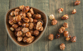 nocciole caramellate ricetta