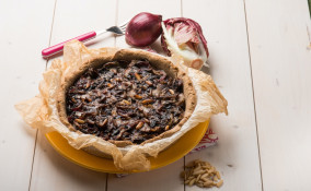 torta salata, radicchio, formaggio taleggio