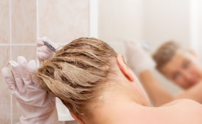 come fare tinta capelli casa, tinta capelli fai da te, come fare colore capelli