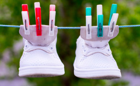 pulire scarpe bambini