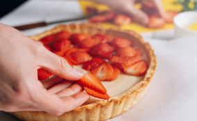 come decorare crostata fragole, decorazioni crostata fragole