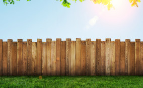 staccionata di legno