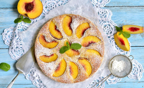 torta, pesche, padella