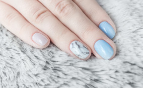 nail art, effetto marmo, trend decorazione unghie