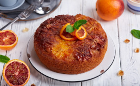 torta all'arancia rovesciata con caramello