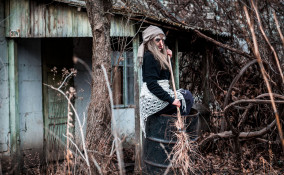 maschera befana fai da te, come fare maschera befana