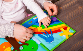 libri di feltro bambini fai da te, libri di feltro fai da te, libri sensoriali fai da te