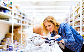 Bambino supermercato