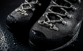 pulire scarpe trekking