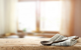 pulire strofinacci macchiati