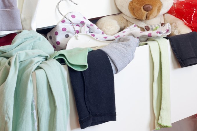 ordinare documenti cassetti pulizia scatole catalogare organizzare fogli ricevute scontrini 