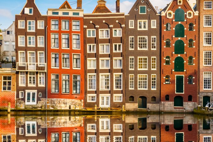 Organizzare viaggi ad Amsterdam alla scoperta delle abitazioni più bizzarre