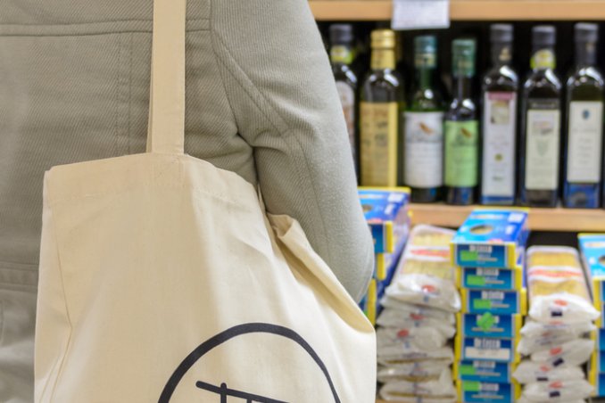 pulizia borse tela cotone macchie sporco detergente neutro 