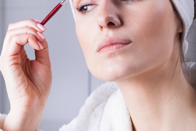 tocchi, giusti, cambiare, sguardo, sopracciglia