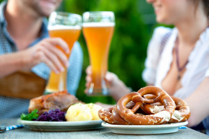 birra Bretzel würstel divertimento