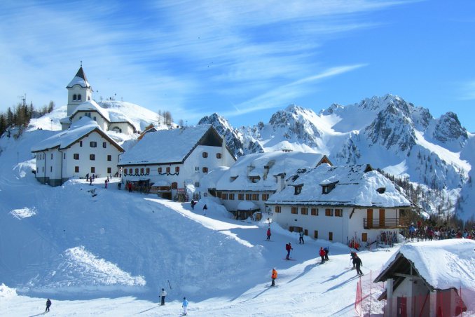 Tarvisio capodanno Alpi Giulie neve vacanze sci boschi foreste