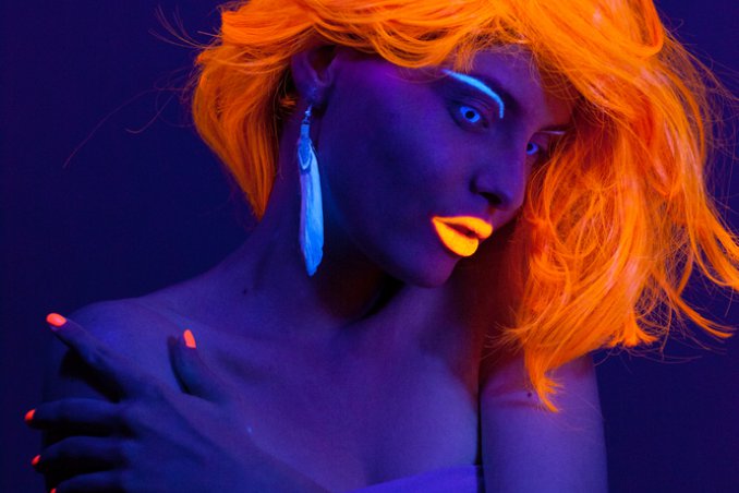 colori accesi, neon, estate