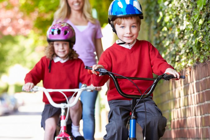 bicicletta, biciclette, bici, accessori, acquisto, bambino, bambini, modello, consigli, figli, accessorio, norme, Europa, città, percorsi, mamma, donne, donna, vacanze