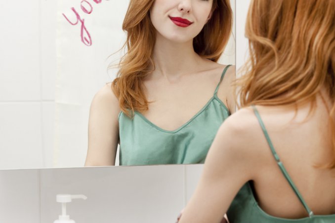 corpo specchio bellezza salute