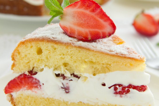 pan di Spagna base torte dolci ricetta cucina