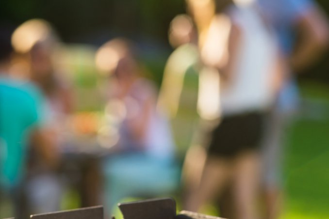 barbecue grill giardino pulizia igiene grasso 