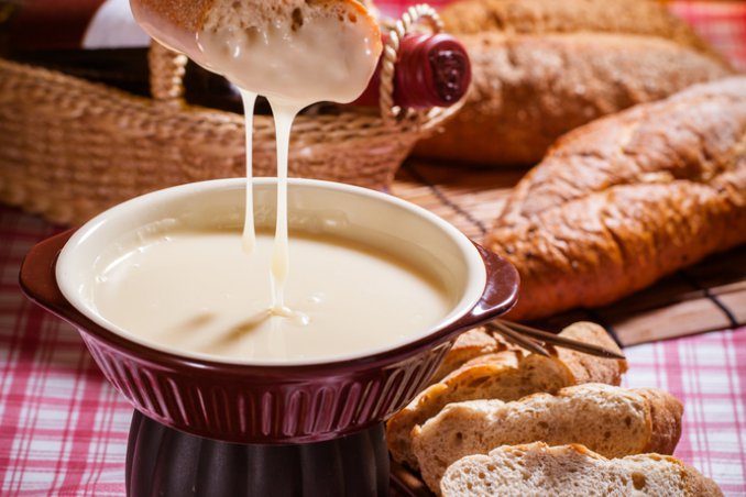 fondue svizzera formaggio carne ricetta bourguignonne