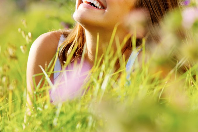 donna natura sorriso freschezza