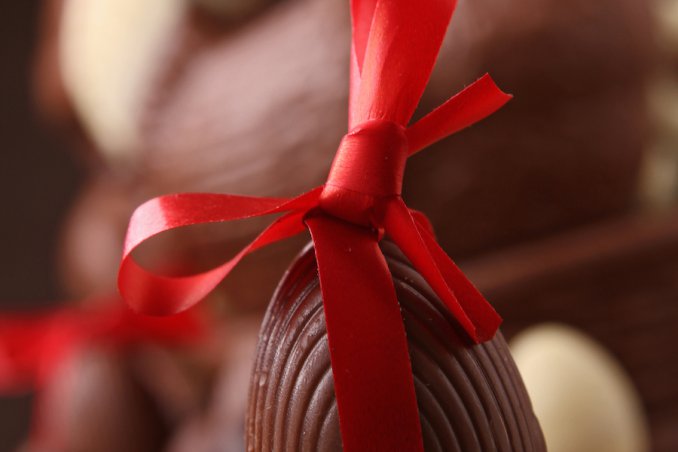 come preparare uovo di cioccolato in casa pasqua 