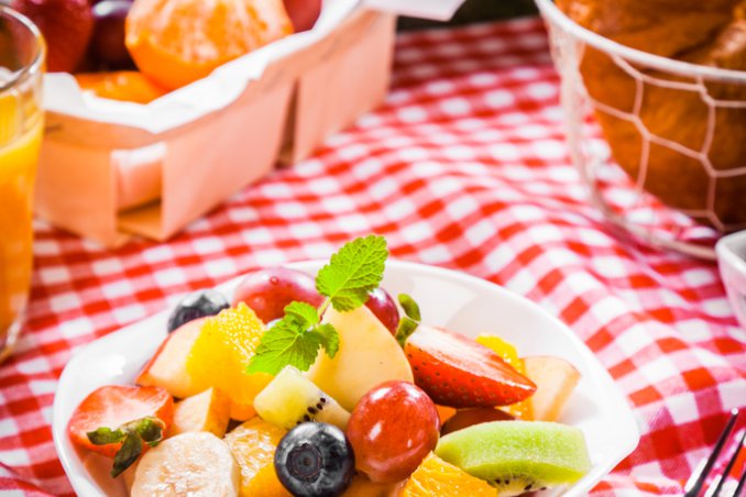 Arriva l’estate: via le macchie dal pic nic perfetto