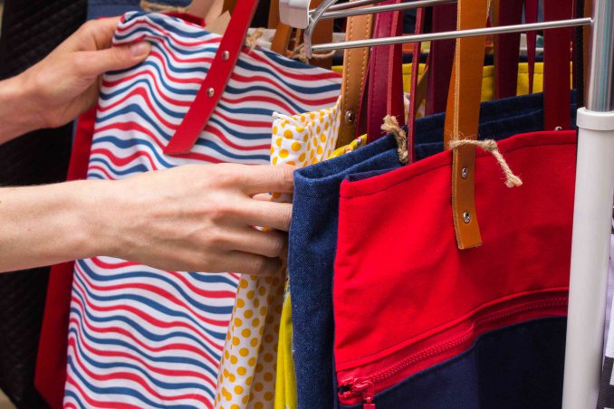 come sistemare le borse nell'armadio