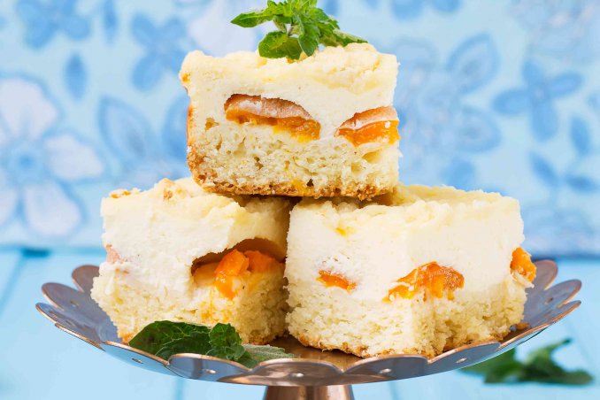 torta di pesche sciroppate