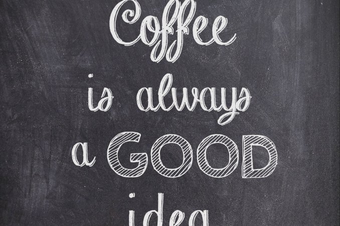 La caffeina ci può aiutare? I falsi miti da sfatare